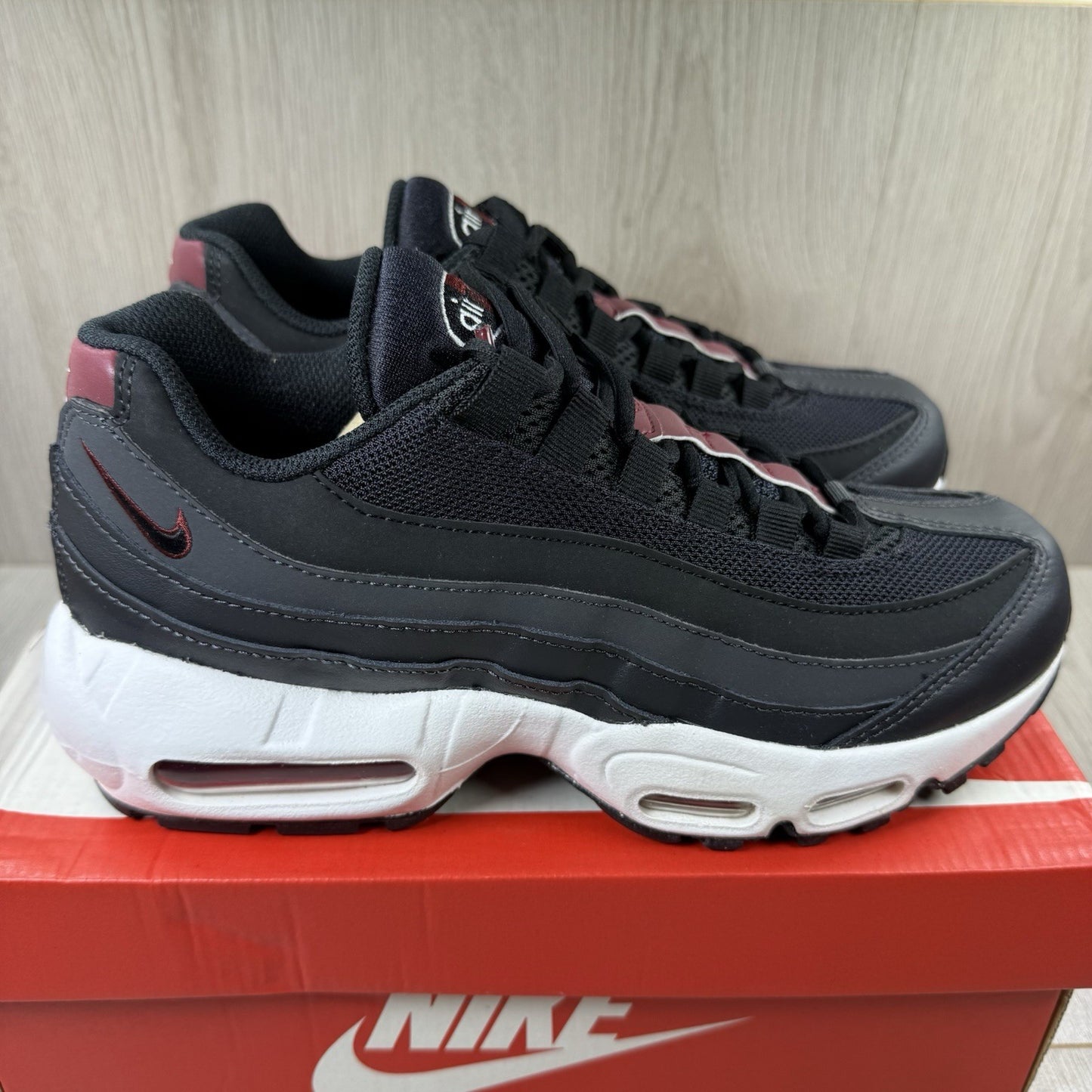 Nike Air Max 95 Recraft Trainers Anthracite Red Size UK5 US5.5 EU38 CJ3906-015