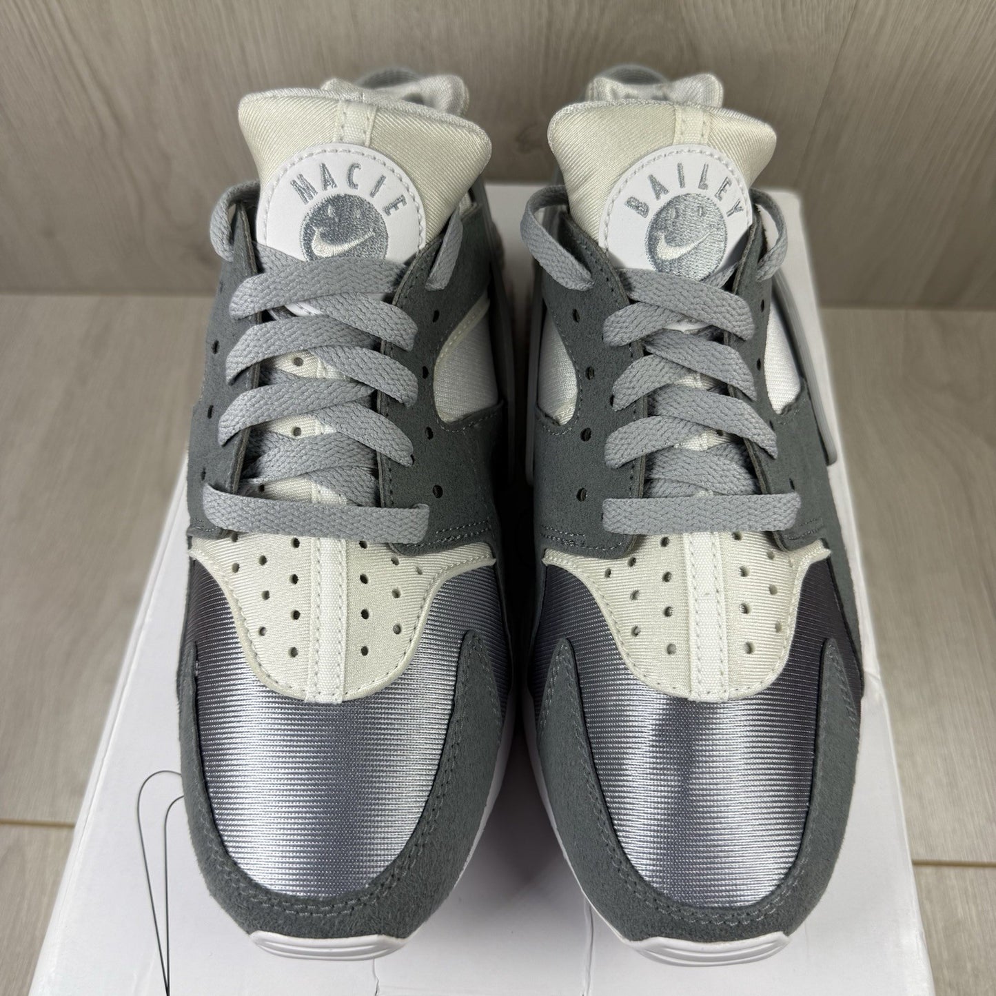 Nike ID Air Huarache Trainers White Grey Size UK5 US7.5 EU38.5 FD9782-900