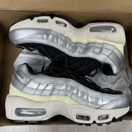 Nike Air Max 95 Trainers Toggle Metallic Silver Size UK3.5 US6 EU36.5 FD0798-001