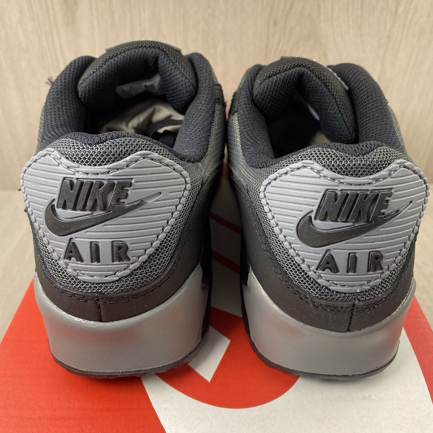 Nike Air Max 90 Trainers Black Anthracite Grey Size UK6 US7 EU40 HM0625-001