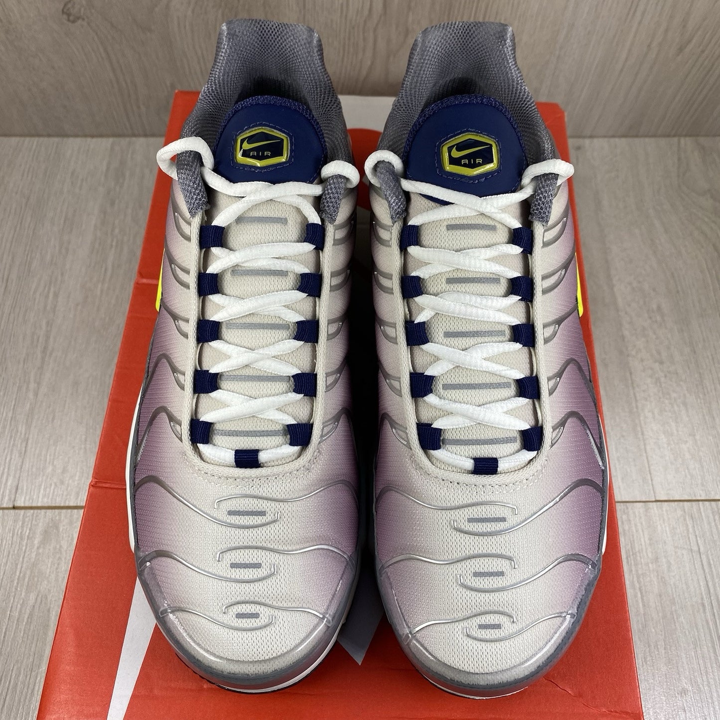 Nike Air Max Plus TN Trainers Size UK3.5 Violet Dust Voltage FN8007-5002