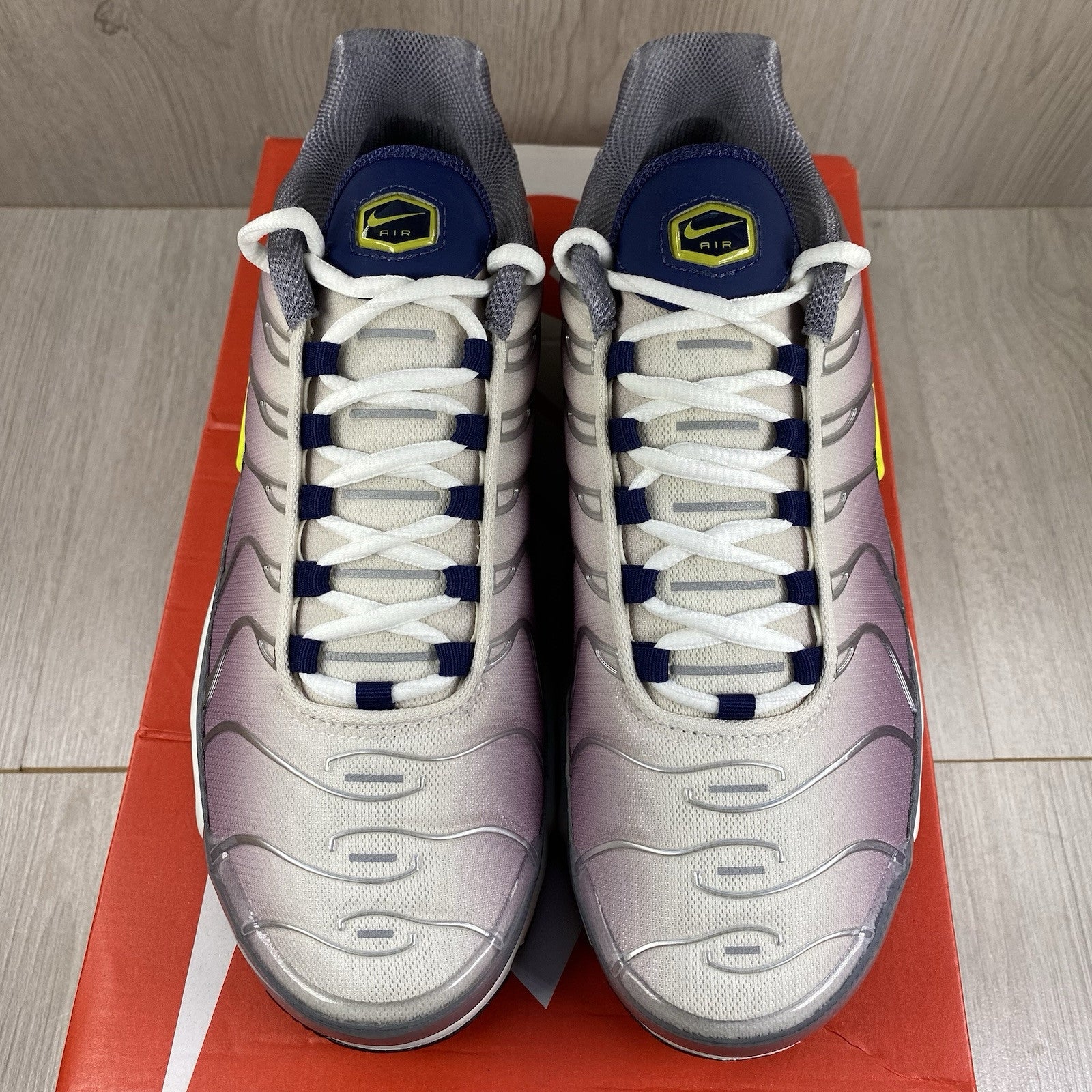 Nike Air Max Plus TN Trainers Size UK3.5 Violet Dust Voltage FN8007-5002