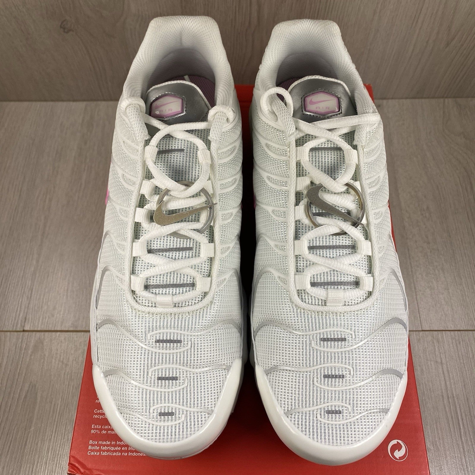 Nike Air Max Plus TN Size UK8.5 EU43 Summit White Pink Rise HF0107-1002