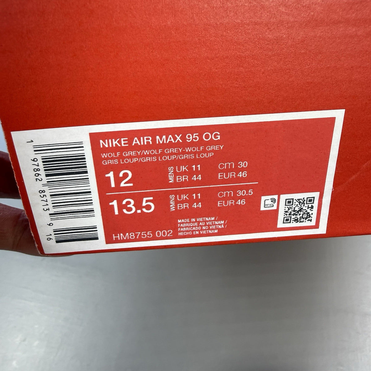 Nike Air Max 95 trainers grey with big bubble design and signature logo.