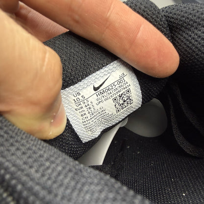 Nike Air Max 90 black trainers with anthracite and cool grey accents, iconic logo.