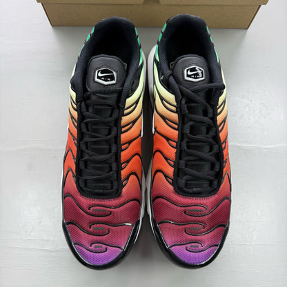 Nike black trainers rainbow gradient design with Viotech accents and Air Max cushioning.
