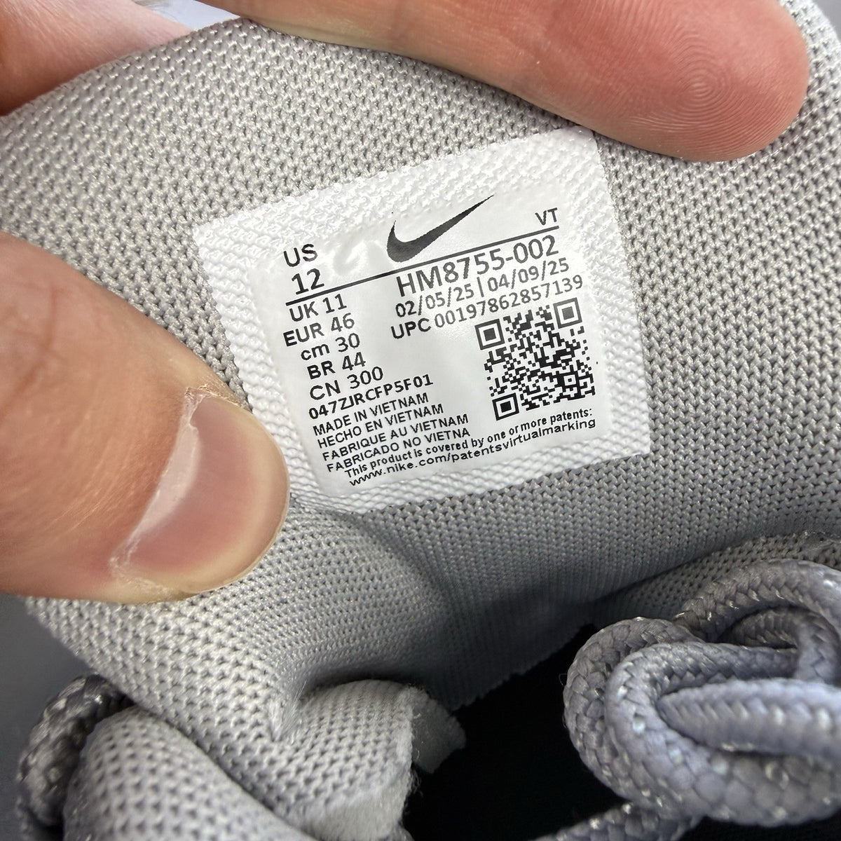 Nike Air Max 95 trainers grey with big bubble design and signature logo.