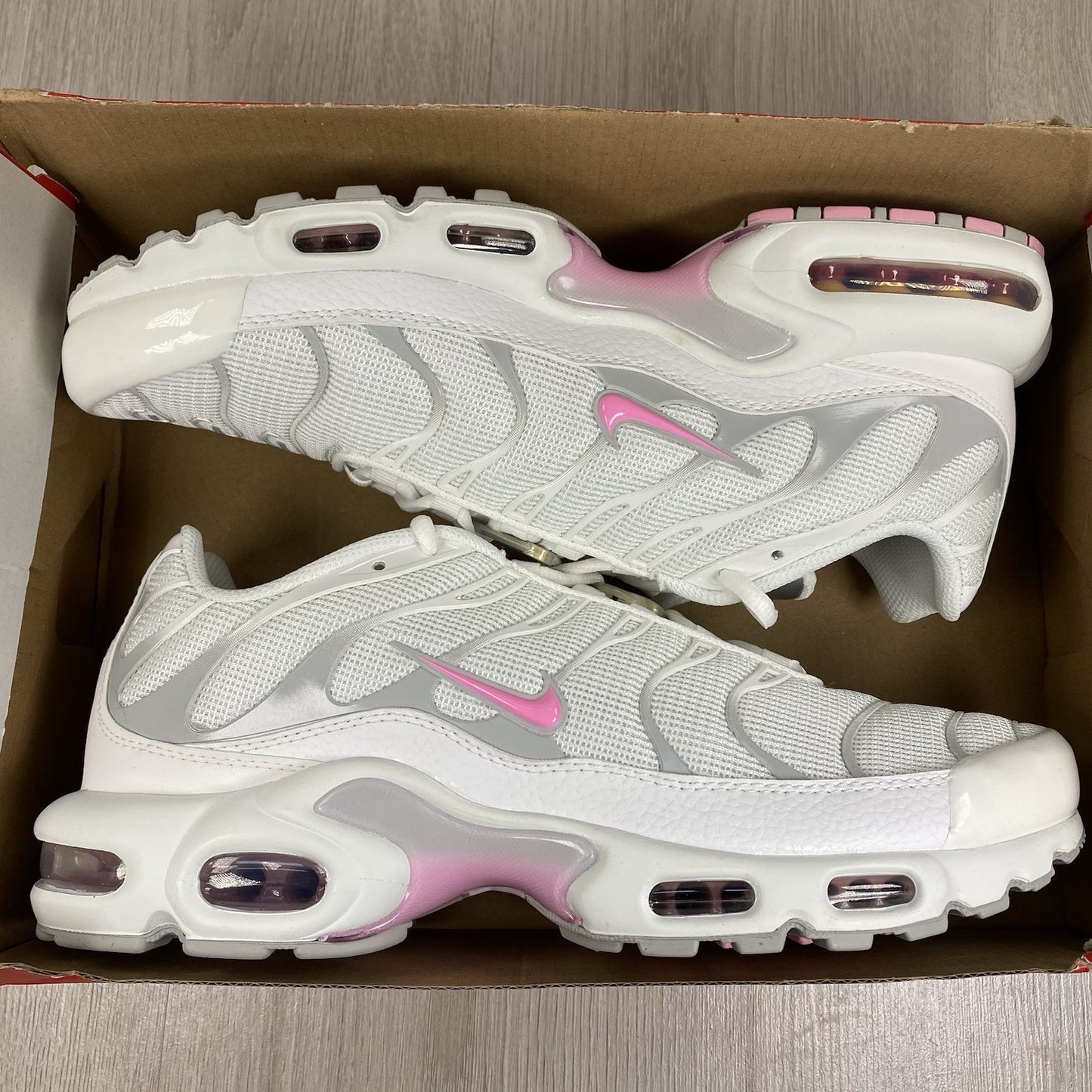 Nike Air Max Plus TN Size UK8.5 EU43 Summit White Pink Rise HF0107-1000