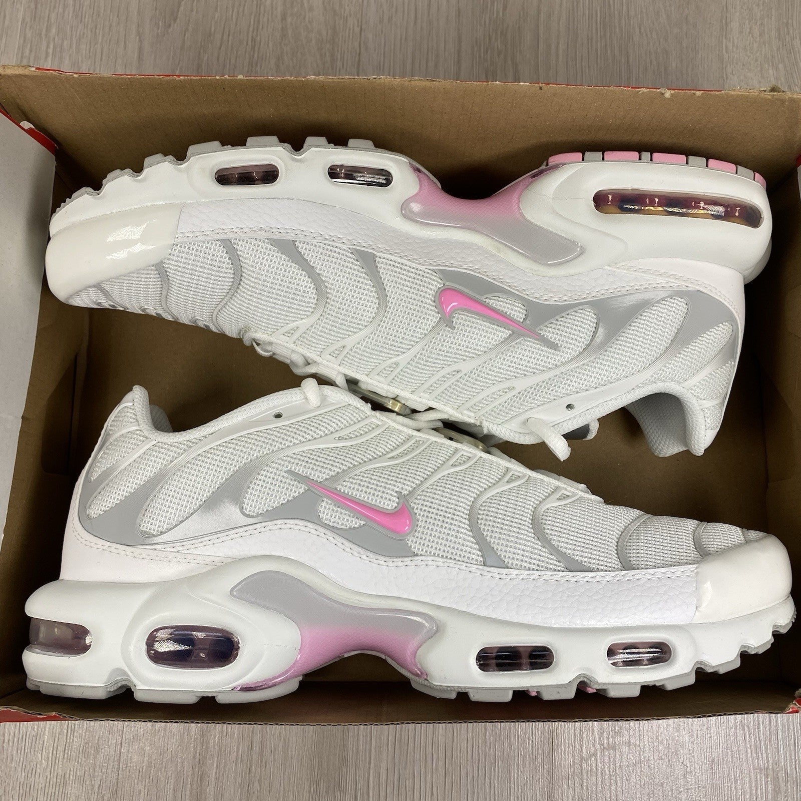 Nike Air Max Plus TN Size UK8.5 EU43 Summit White Pink Rise HF0107-1000
