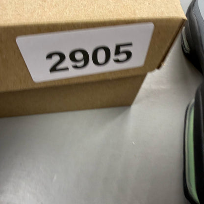 Nike Air Max 95 Ultra black trainers with mint foam accents and anthracite detailing.