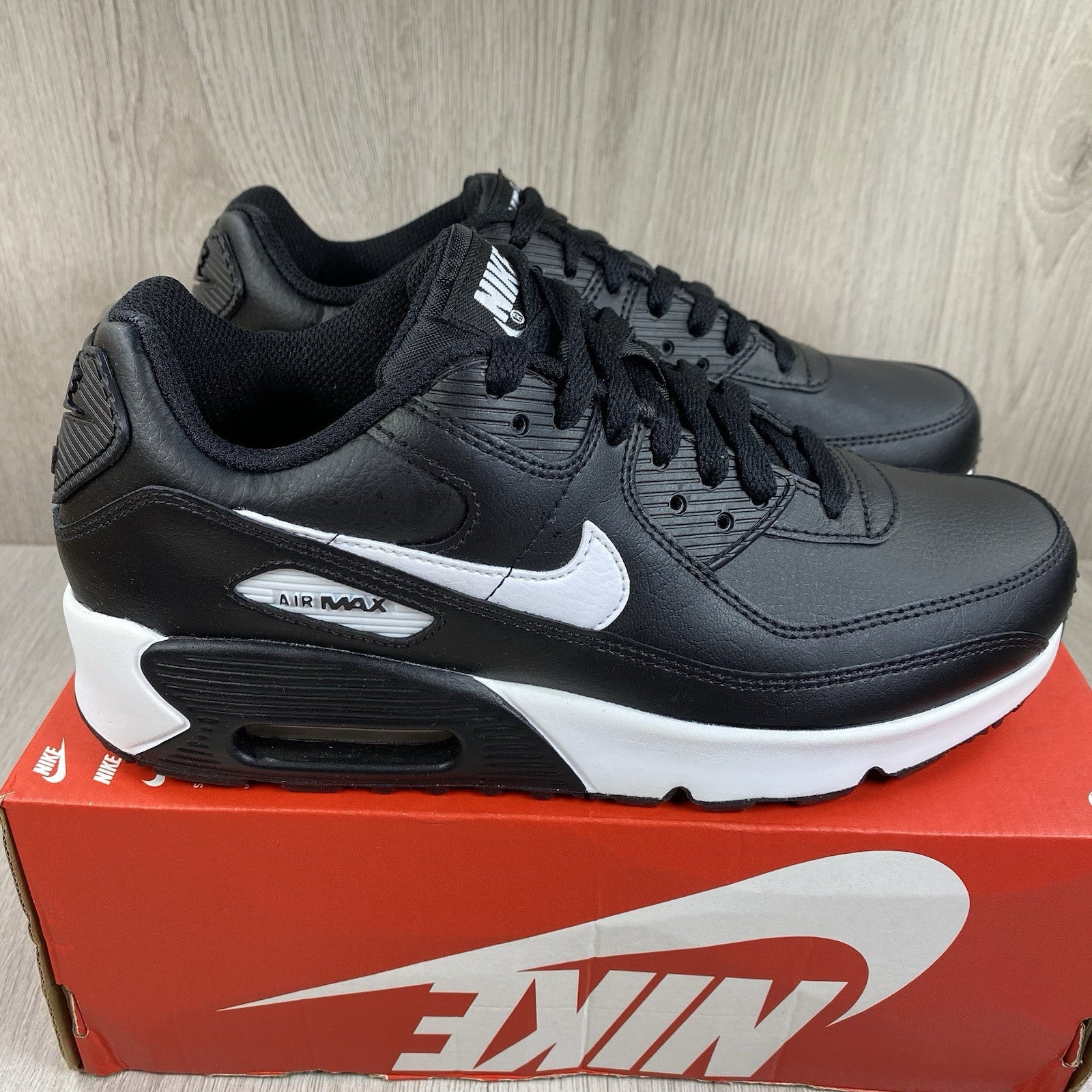 Nike Air Max 90 LTR Trainers Black White Size UK4.5 CD6864-0101