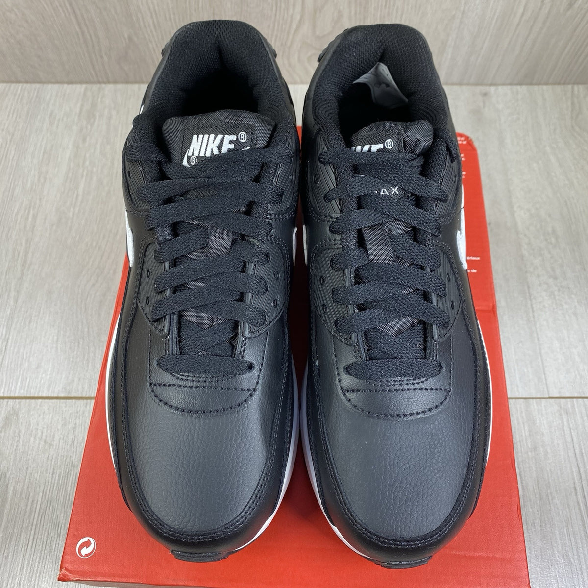 Nike Air Max 90 LTR Trainers Black White Size UK4.5 CD6864-0102