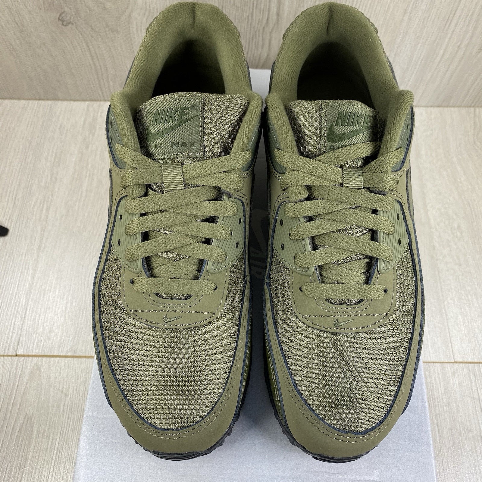 Nike Air Max 90 Trainers Swoosh Medium Olive Size UK7.5 HQ3828-2002