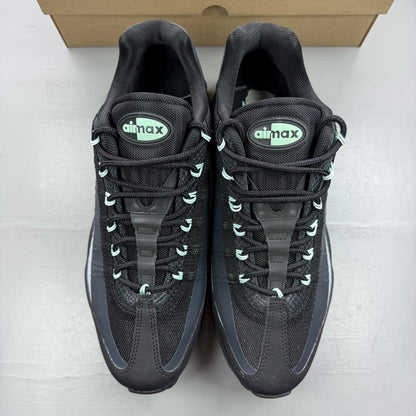 Nike Air Max 95 Ultra black trainers with mint foam accents and anthracite detailing.