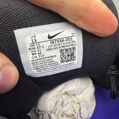 Nike Air Max 95 black sneakers with Persian Violet accents and signature logo.