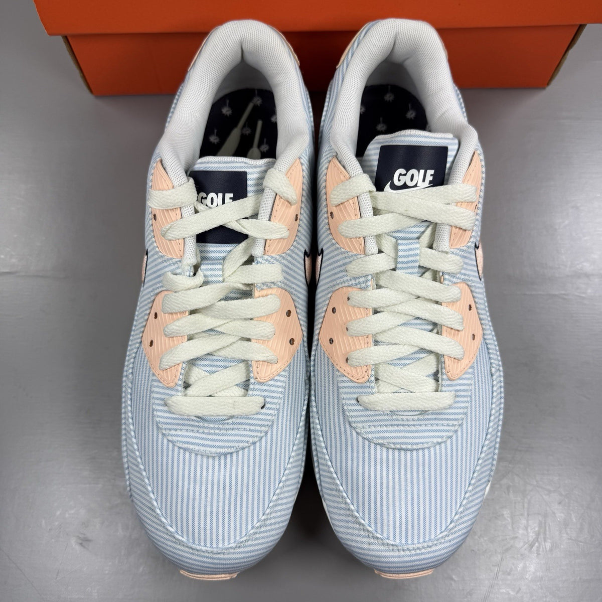 Nike Air Max 90 Golf trainers blue seersucker pattern with logo detail.