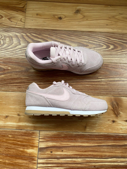 Nike MD Runner 2 SE Women’s Trainers Pink White UK4 US6.5 EU37.5 AQ9121-601 NEW